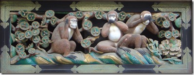 Hear_speak_see_no_evil_Toshogu